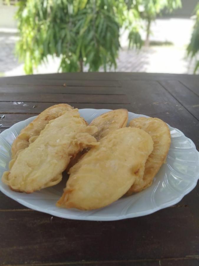 Waingapu 维沙塔茅屋及艾利姆餐厅酒店 外观 照片